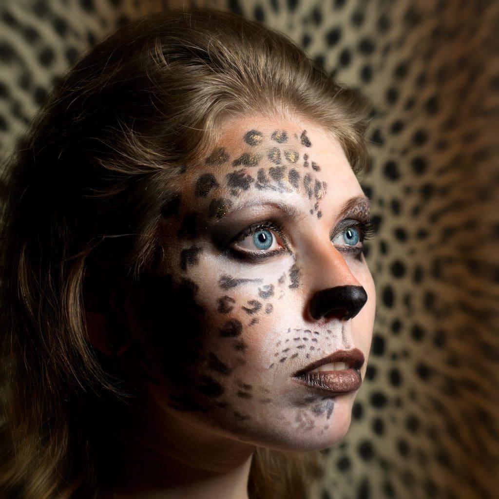 Lyra lyran being costume image